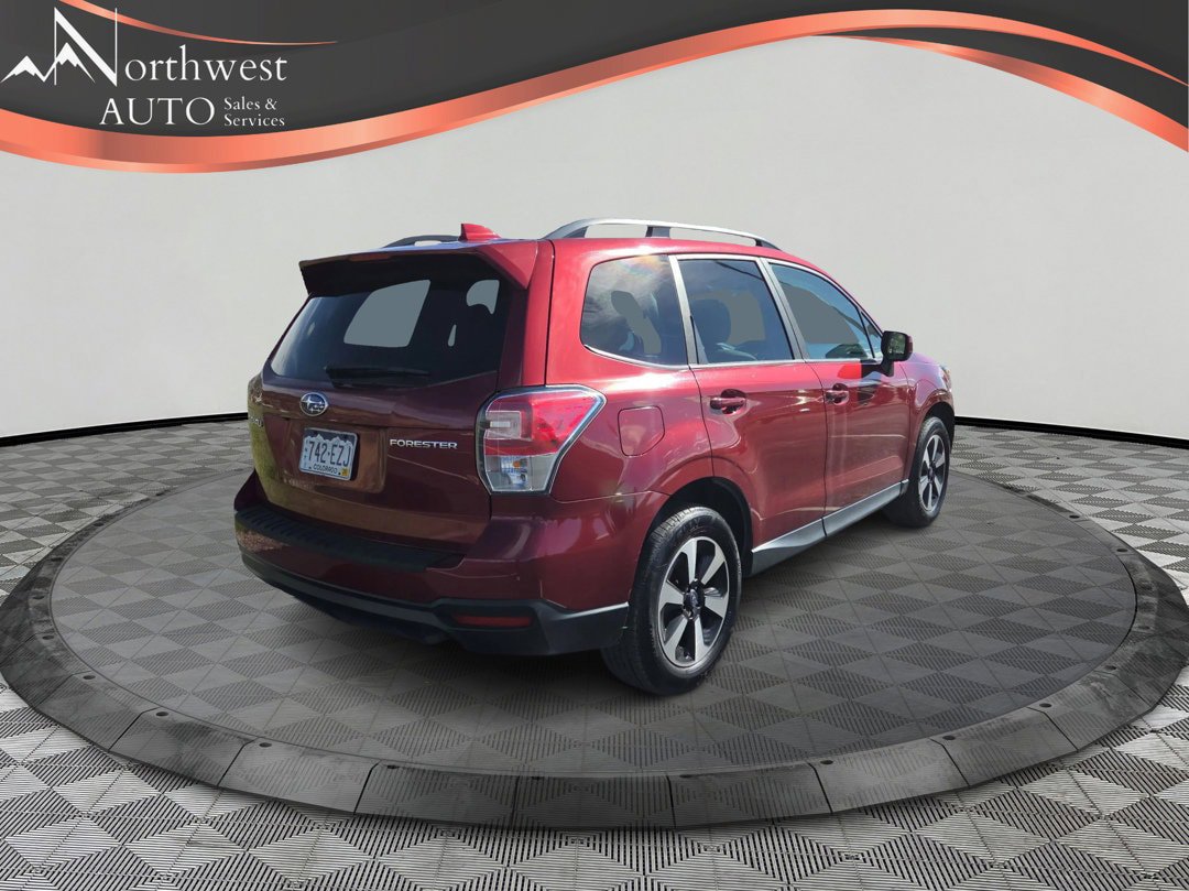 Used 2018 Subaru Forester 2.5i Premium w/ All-Weather Package AWD/4WD image 5