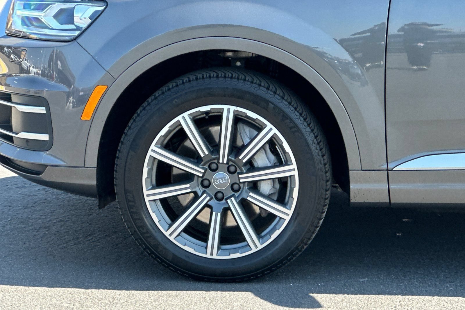 Used 2019 Audi Q7 2.0T Premium w/ Convenience Package AWD/4WD image 27
