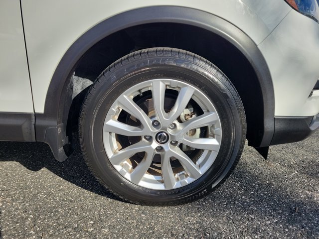 Used 2022 Nissan Rogue Sport S image 6