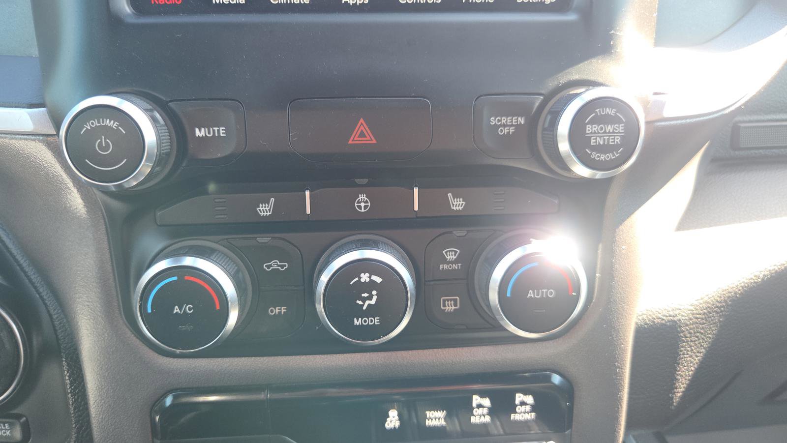 Used 2021 RAM 1500 Big Horn image 30