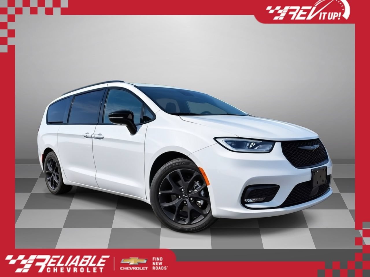 Used 2025 Chrysler Pacifica Limited