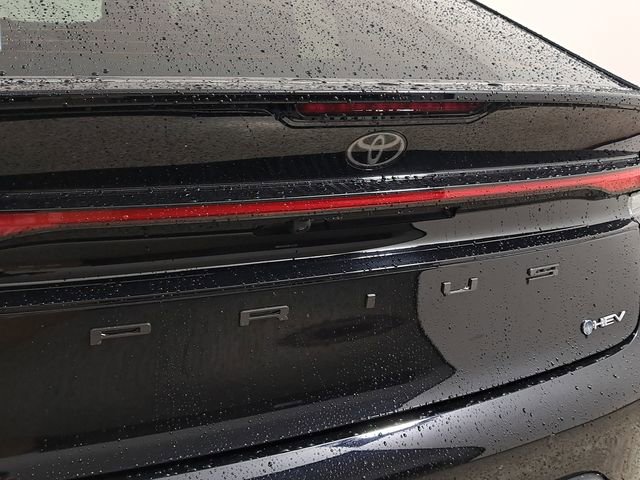 Used 2026 Toyota Prius LE image 9