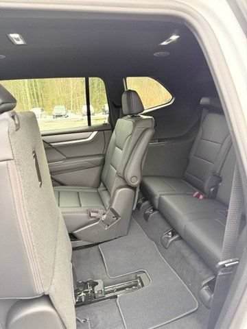 New 2026 GMC Acadia Elevation w/ Elevation Premium Package AWD/4WD image 61