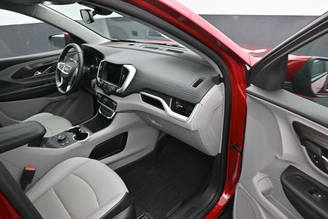 Used 2023 GMC Terrain SLT w/ LPO, Floor Liner Package FWD image 9