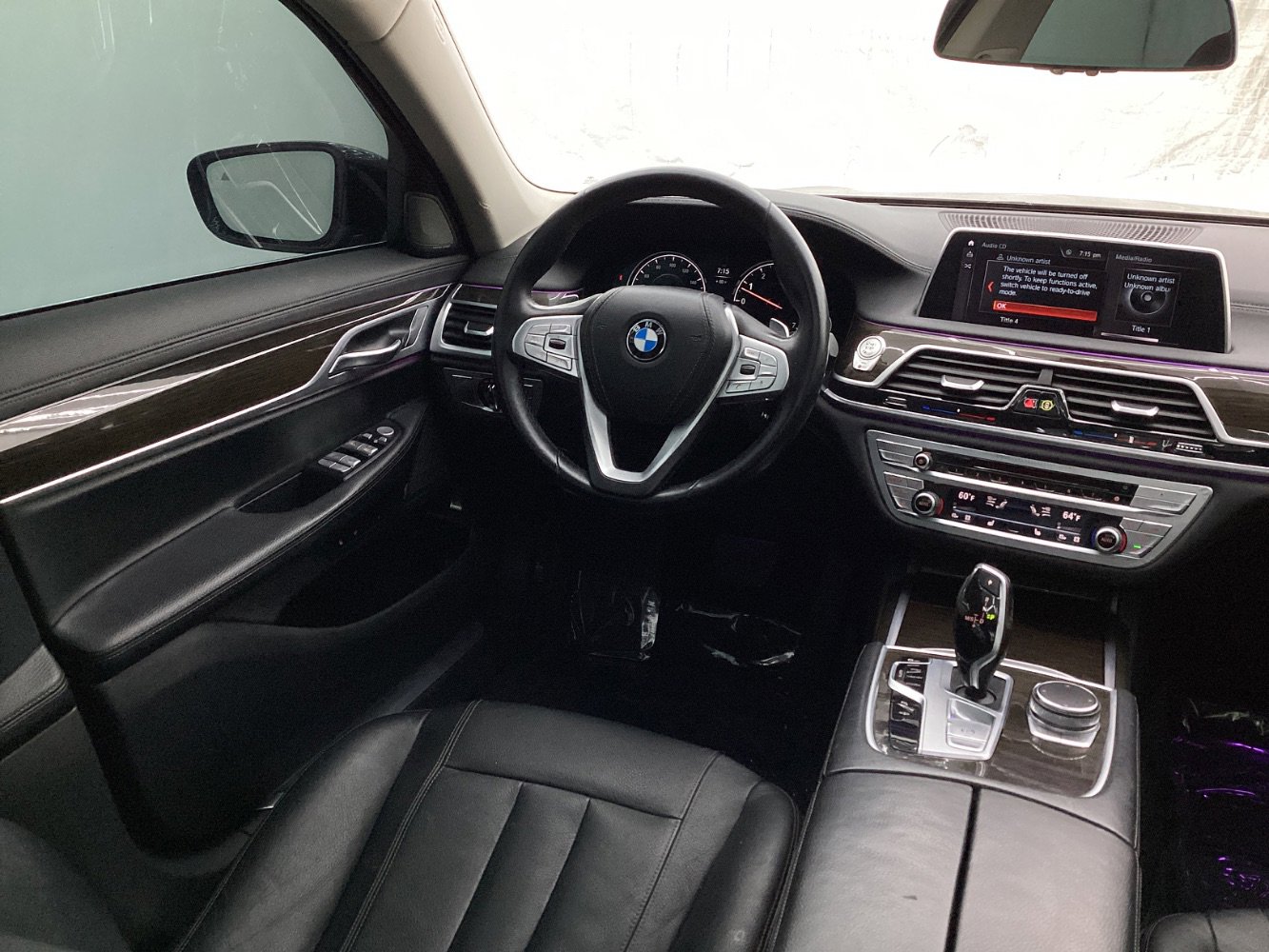 Used 2019 BMW 740i xDrive image 29