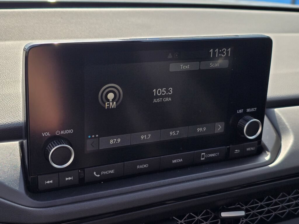 Certified 2023 Honda Accord EX image 22