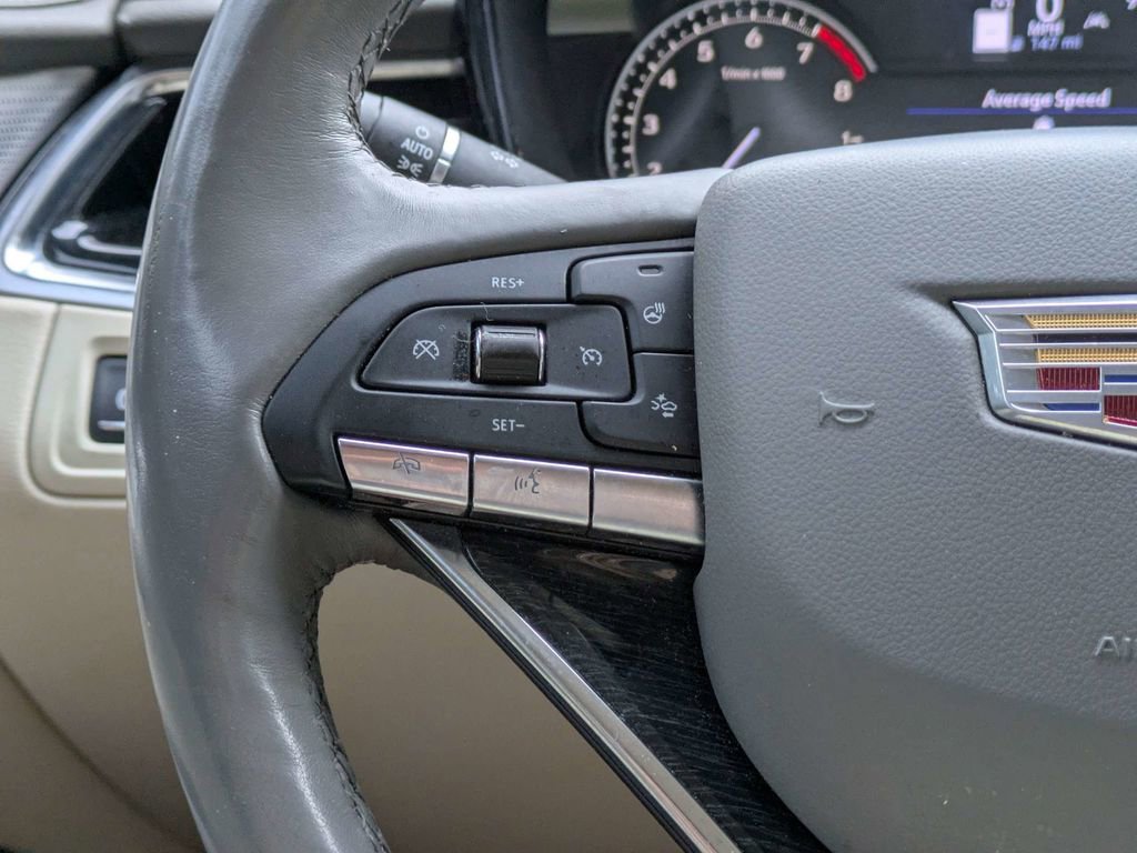 Used 2020 Cadillac XT6 Premium Luxury image 28