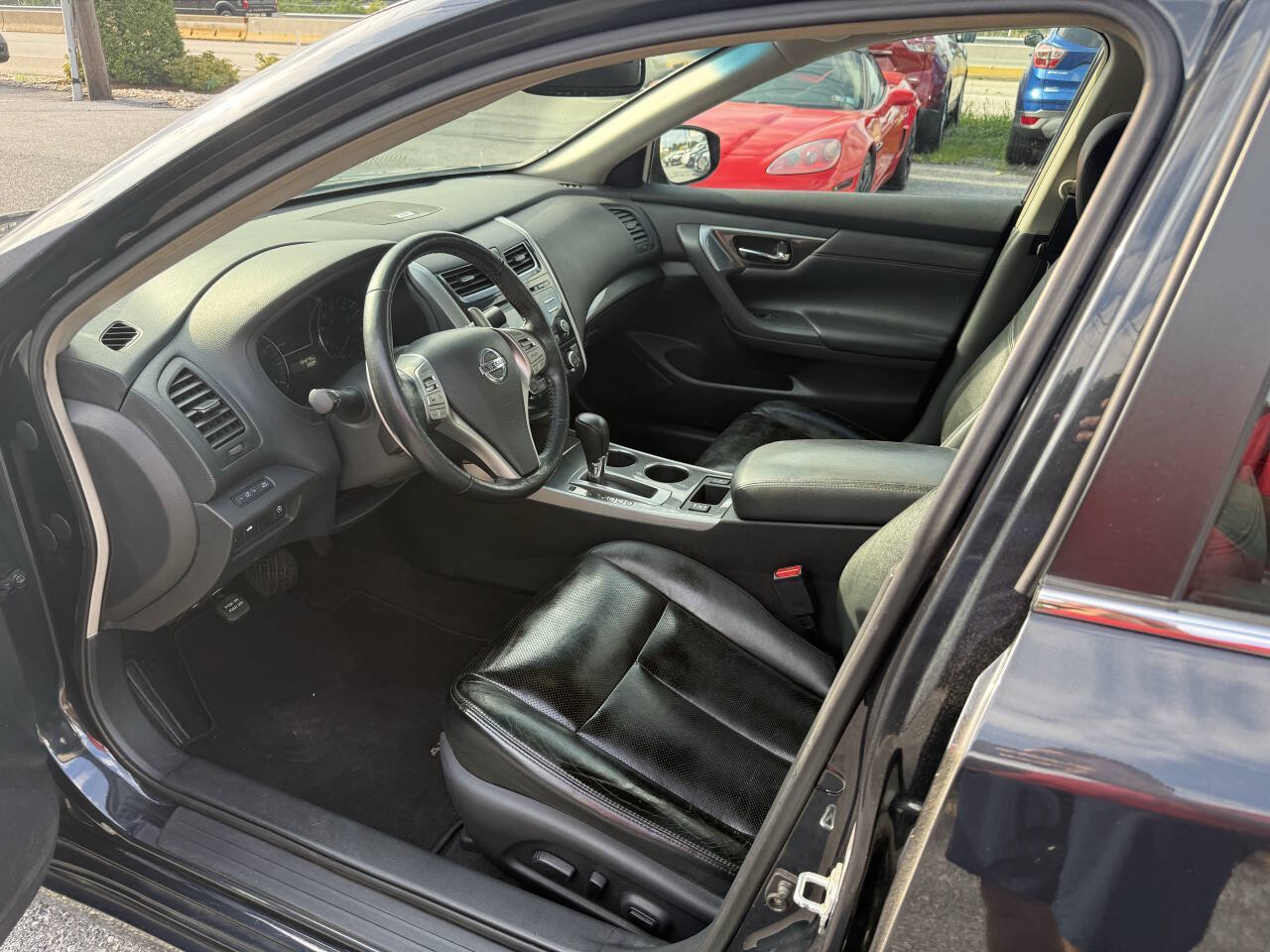 Used 2013 Nissan Altima 3.5 SL FWD image 14