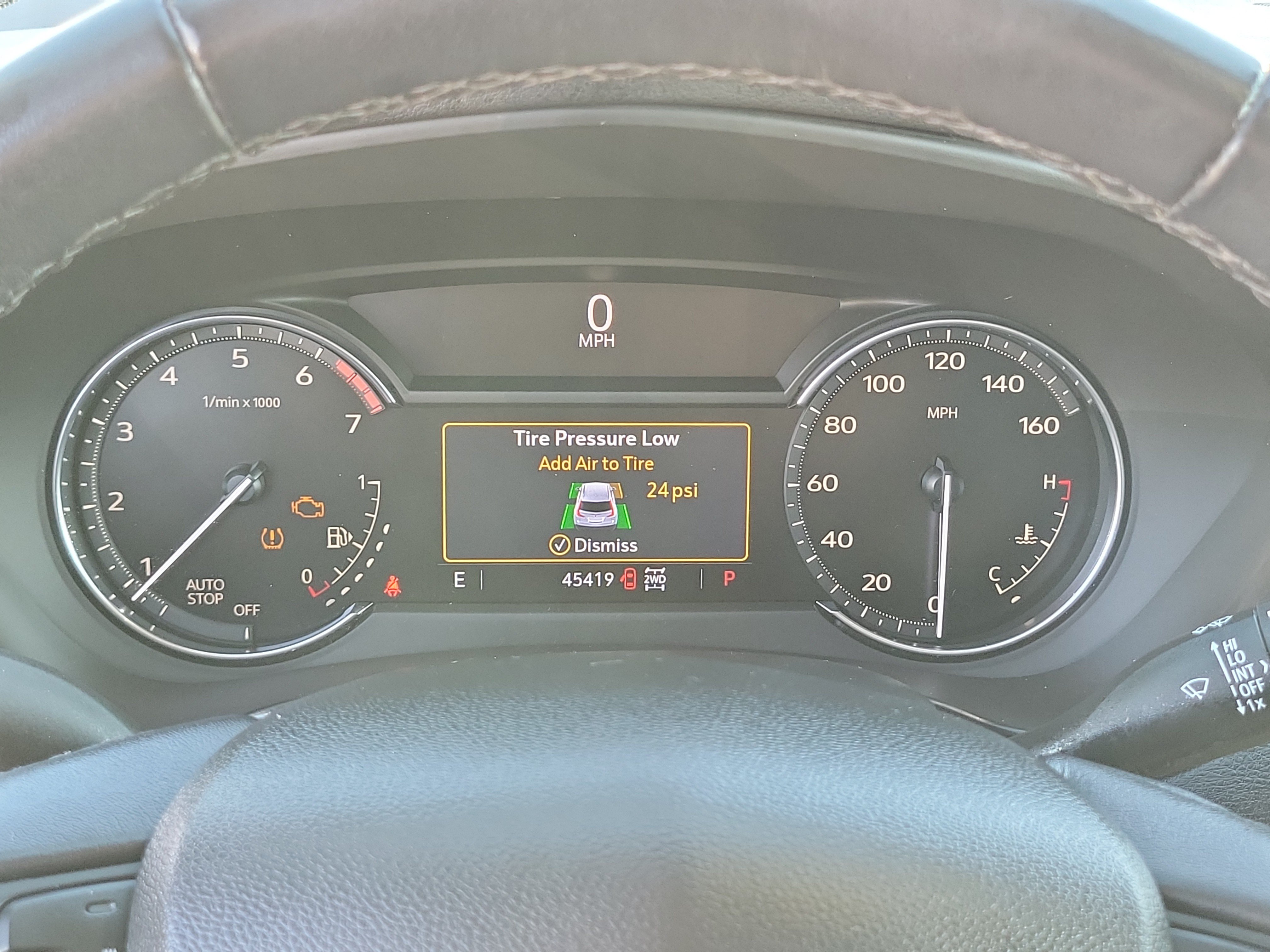Used 2022 Cadillac XT4 Luxury w/ Cold Weather Package AWD/4WD image 26