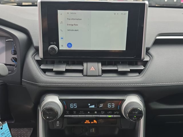 Used 2025 Toyota RAV4 LE image 19