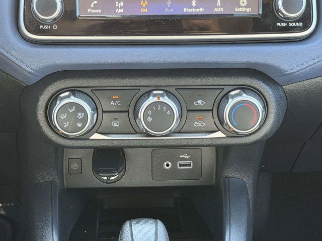 Used 2024 Nissan Versa SV FWD image 21