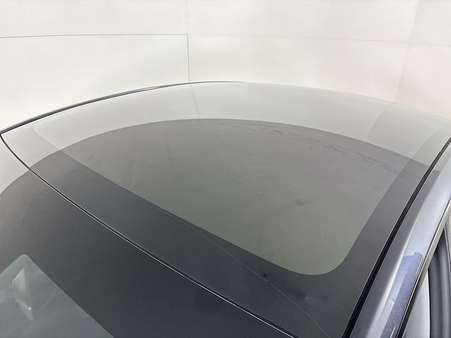 Used 2026 Tesla Model Y 2WD image 22