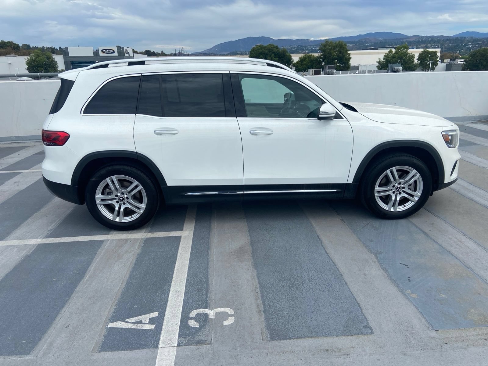 Used 2022 Mercedes-Benz GLB 250 image 4
