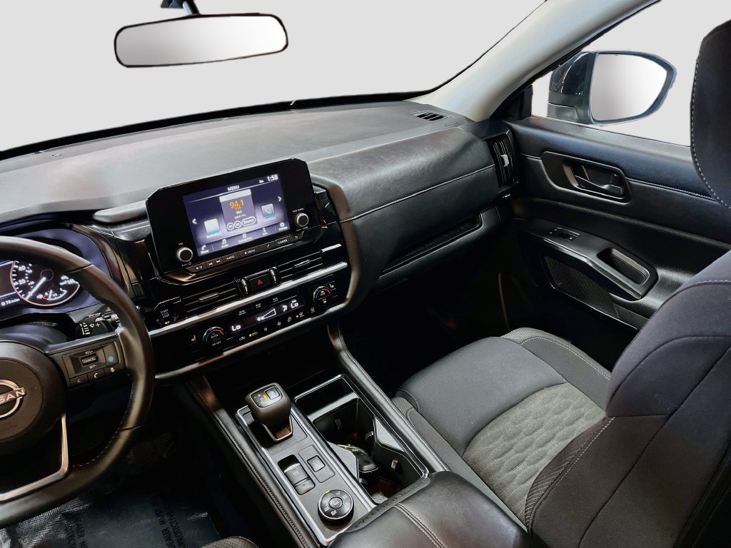 Used 2025 Nissan Pathfinder SV w/ Black Appearance Package AWD/4WD image 22