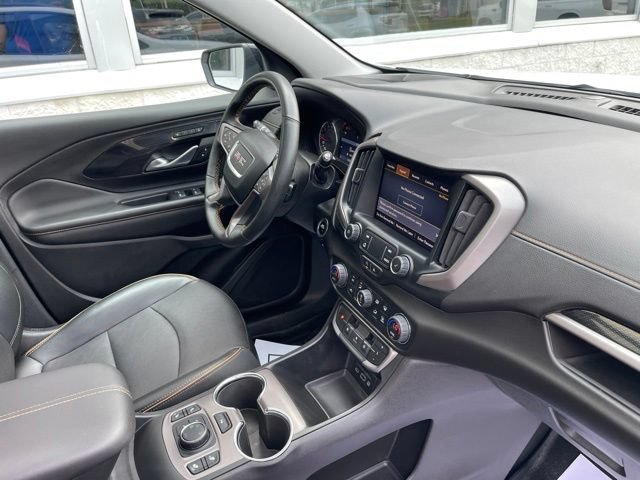 Used 2024 GMC Terrain AT4 w/ Tech Package AWD/4WD image 8