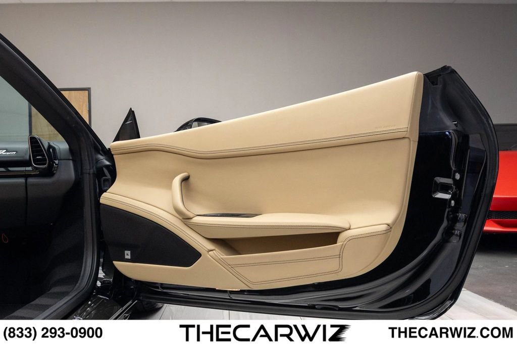 Used 2015 Ferrari 458 Spider RWD image 82