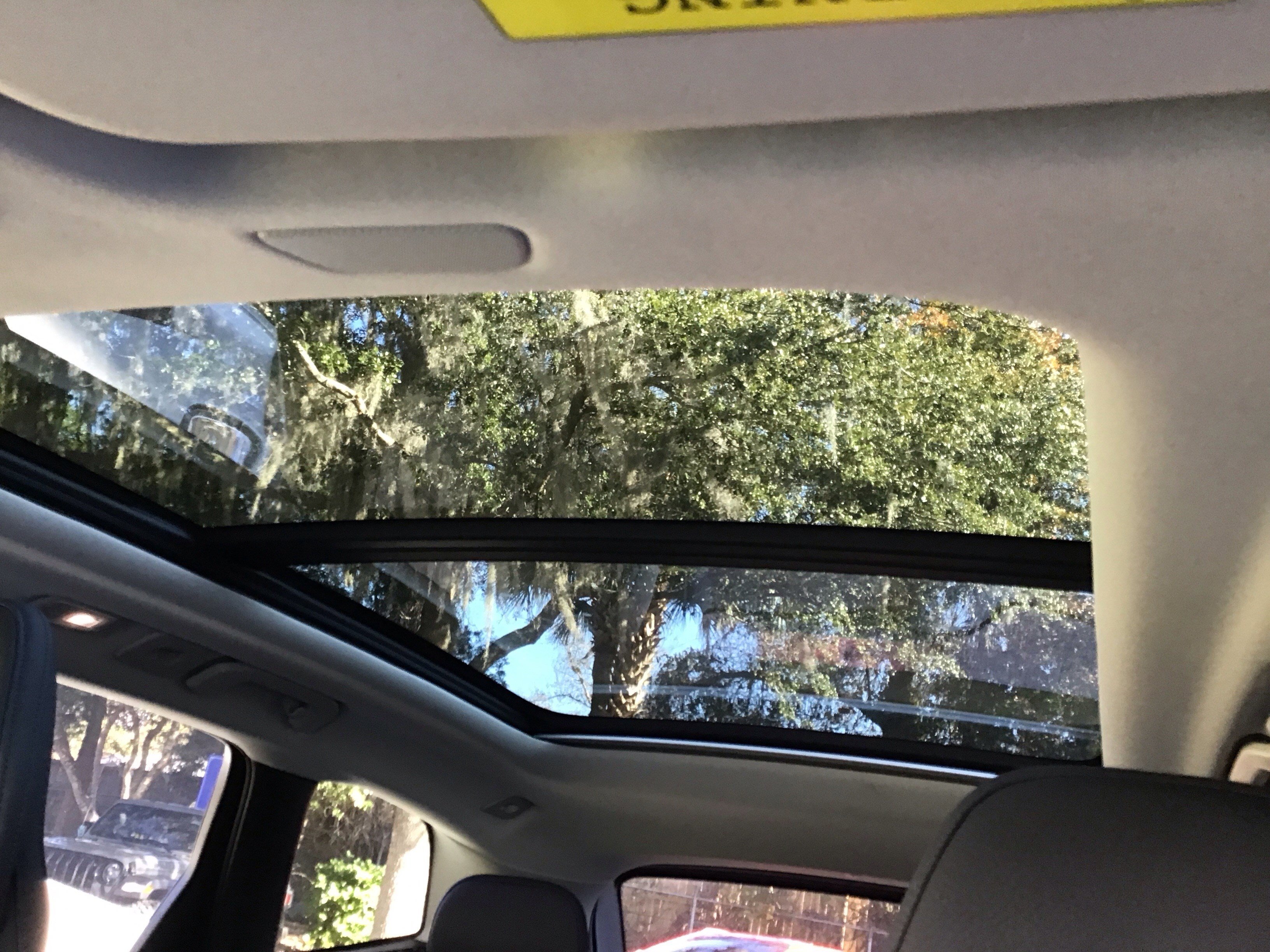 Certified 2025 Volvo XC60 B5 Plus image 27