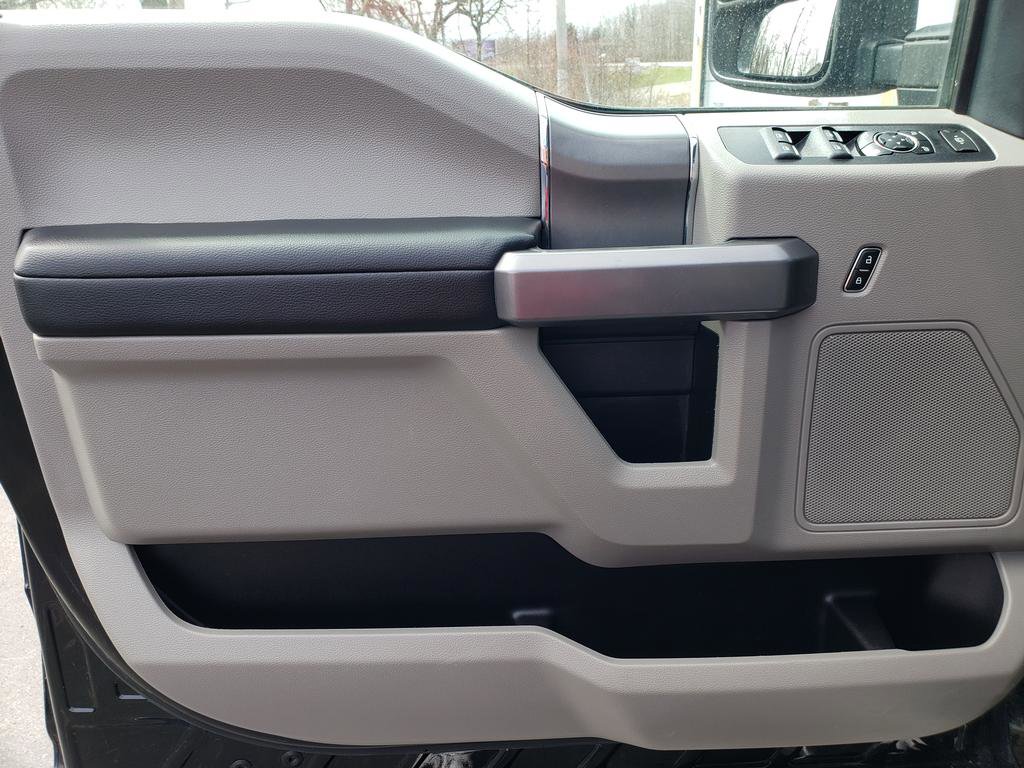 Used 2022 Ford F250 XLT w/ XLT Premium Package AWD/4WD image 11