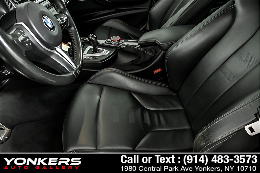 Used 2017 BMW M3 RWD image 11