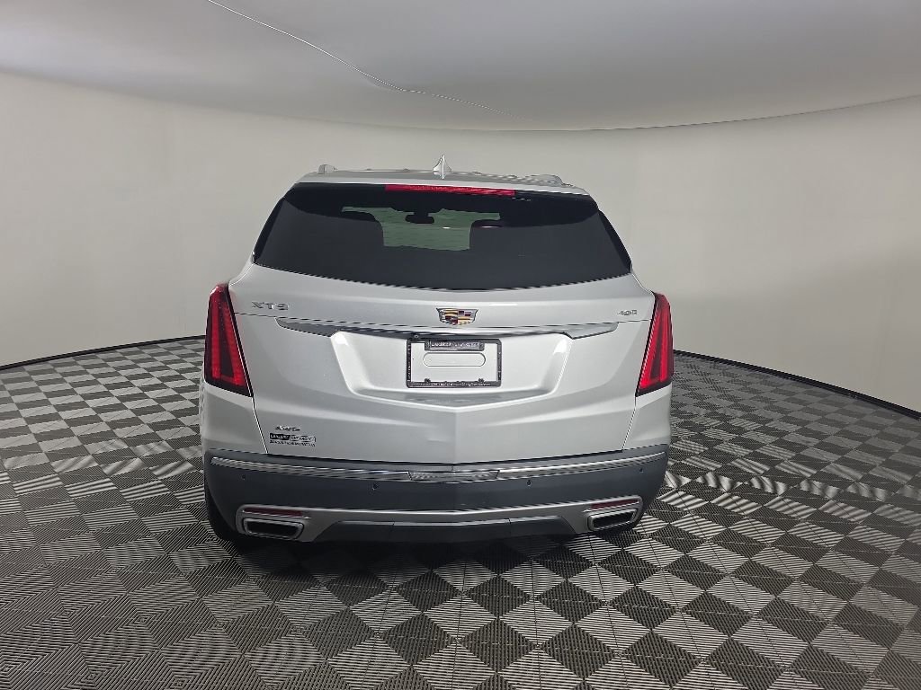 Used 2020 Cadillac XT5 Premium Luxury AWD/4WD image 4