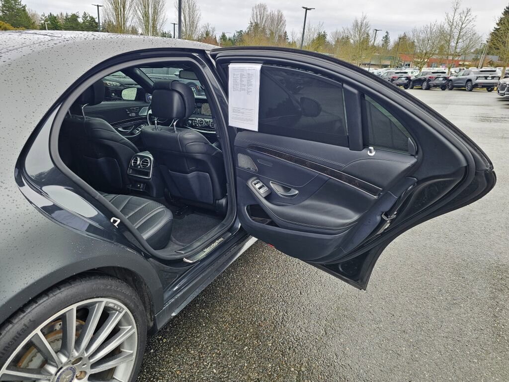 Used 2016 Mercedes-Benz S 550 4MATIC Sedan image 28