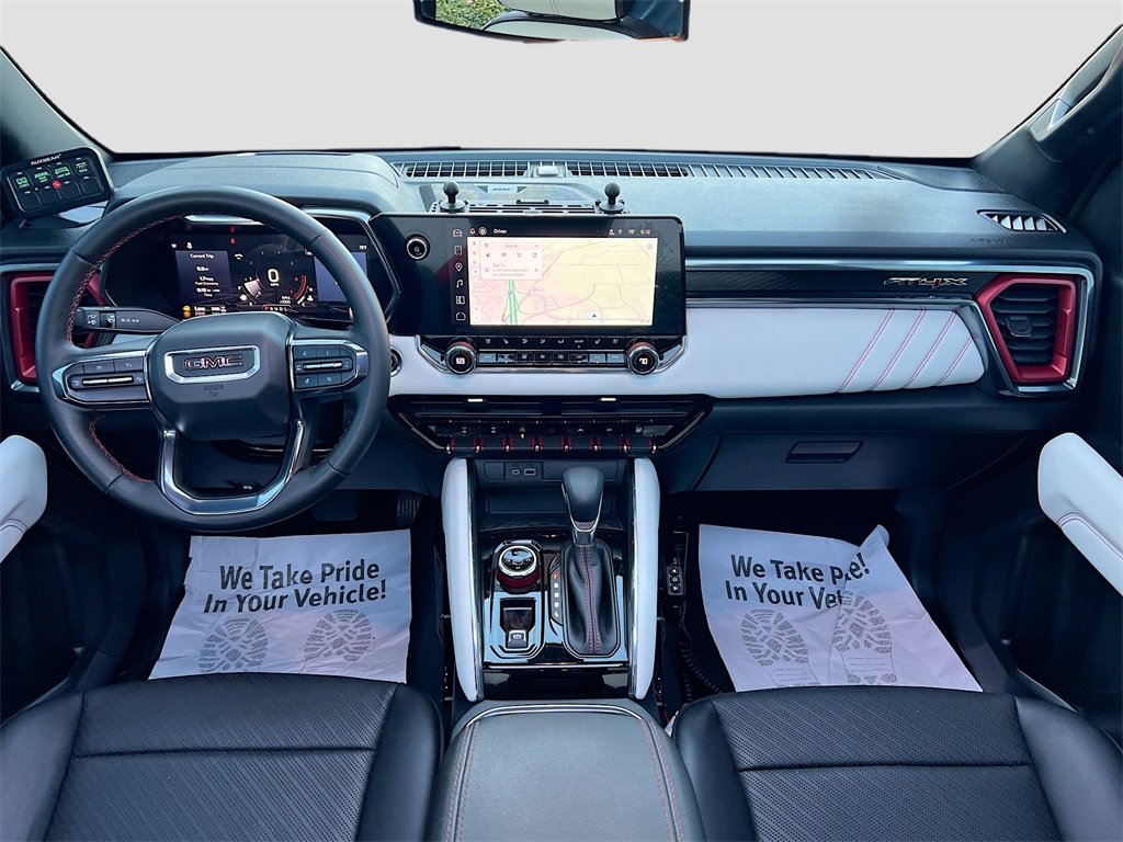 Used 2023 GMC Canyon AT4X image 23