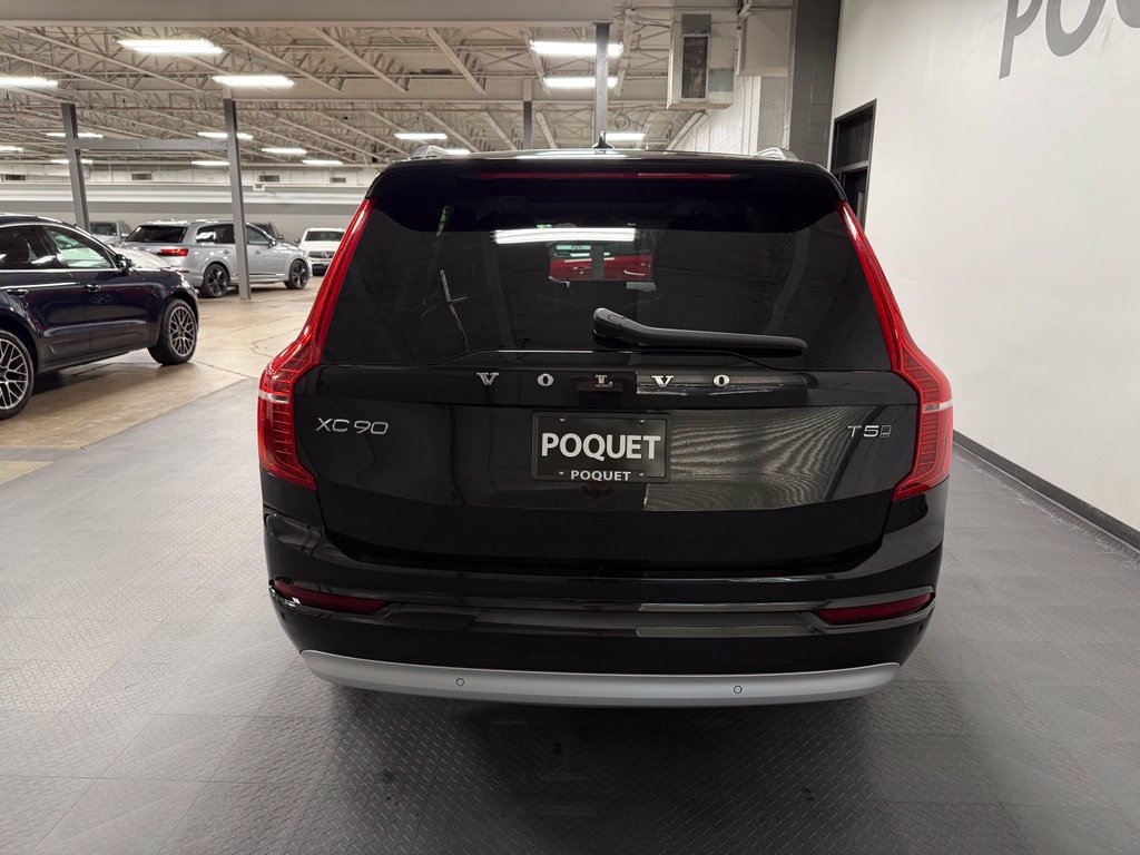 Used 2022 Volvo XC90 T5 Momentum AWD/4WD image 5