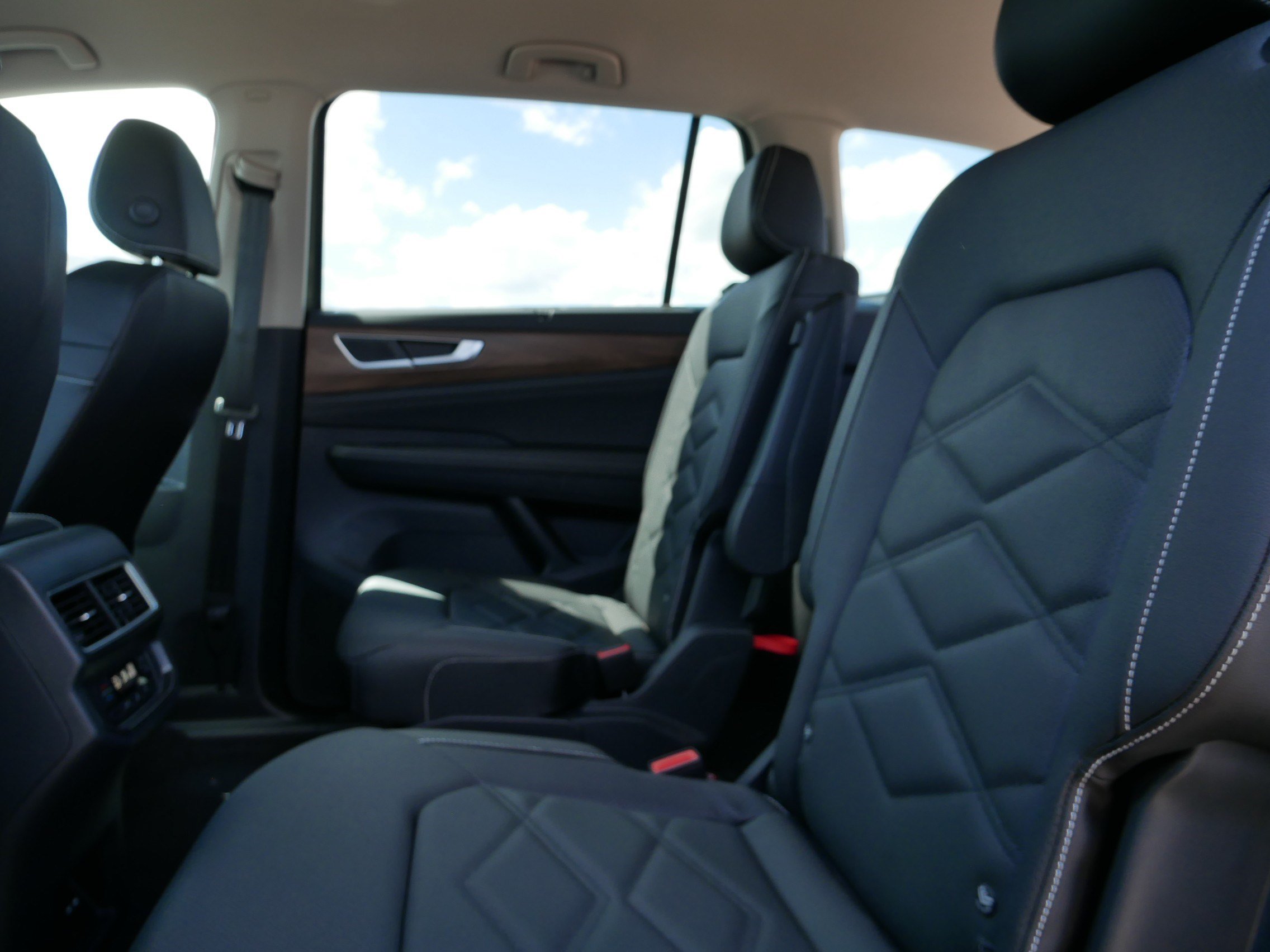 New 2026 Volkswagen Atlas SE AWD/4WD image 5