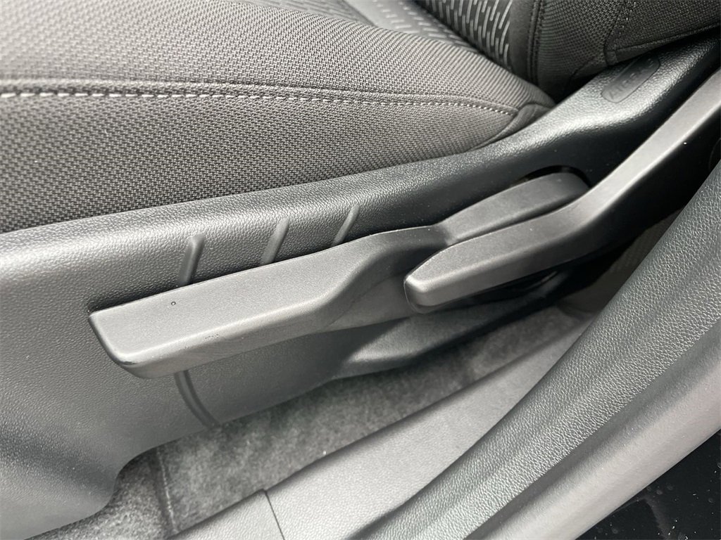 New 2026 Chevrolet Equinox LT w/ LPO, Floor Liner Package image 12