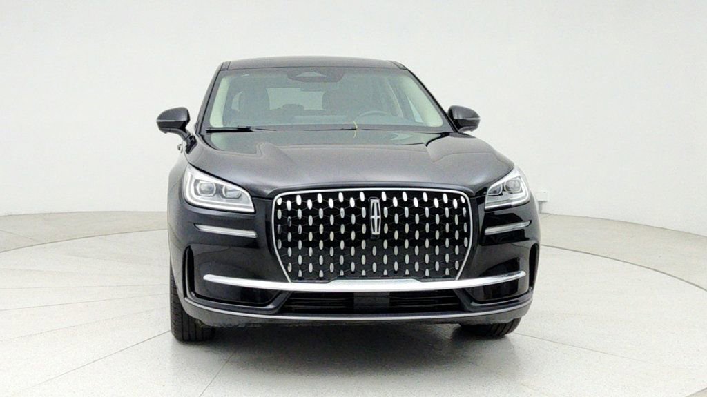 Used 2025 Lincoln Corsair Reserve AWD/4WD image 2