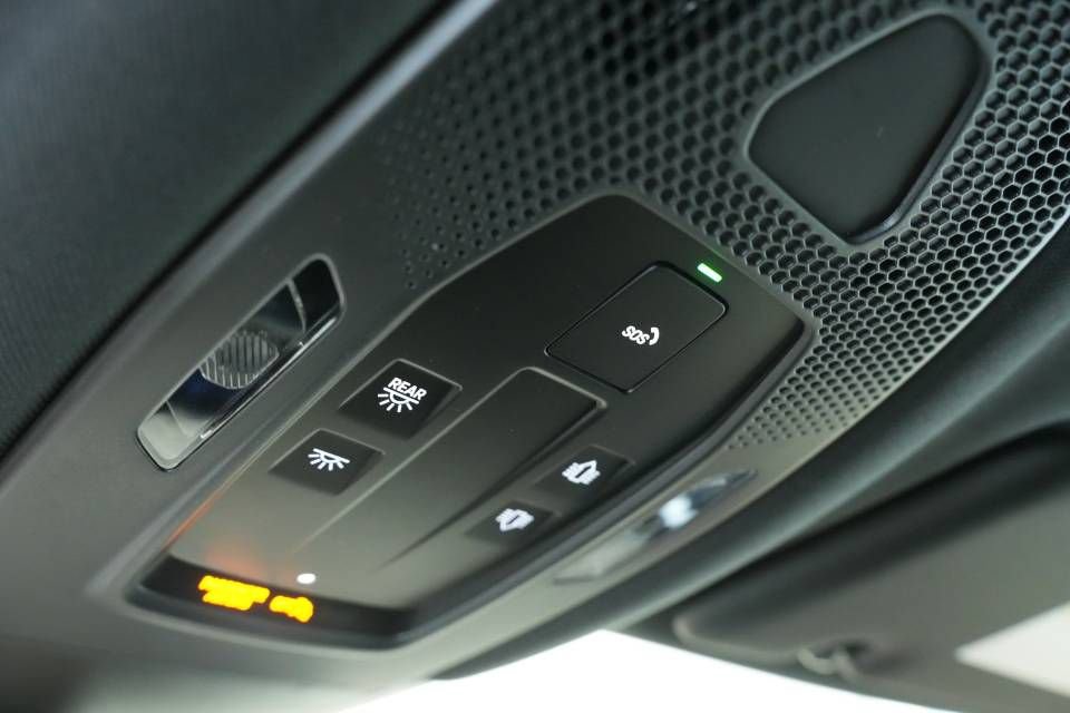 New 2026 Porsche Cayenne Coupe AWD/4WD image 37