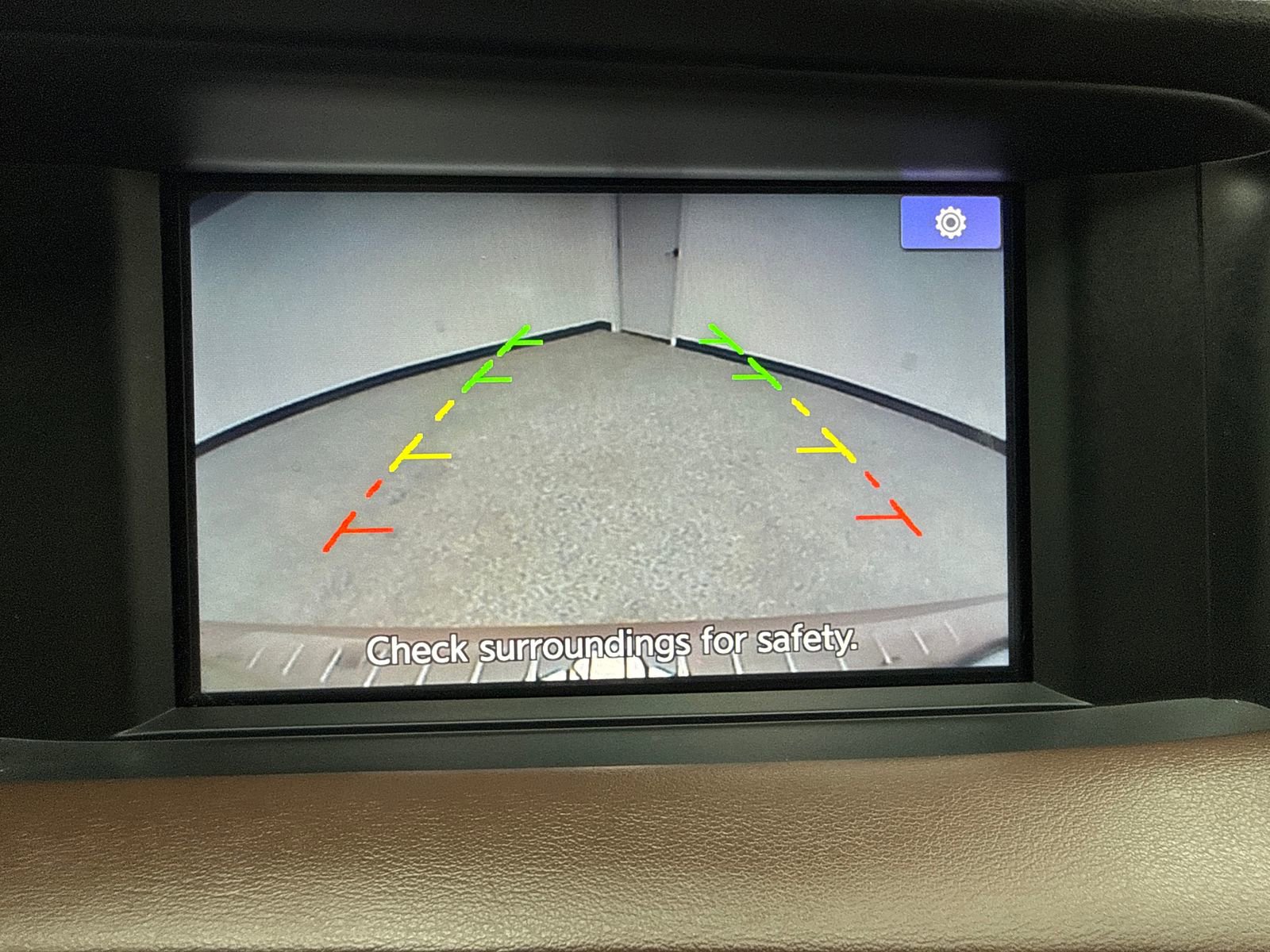 Used 2018 INFINITI QX30 Premium w/ Navigation Package AWD/4WD image 27