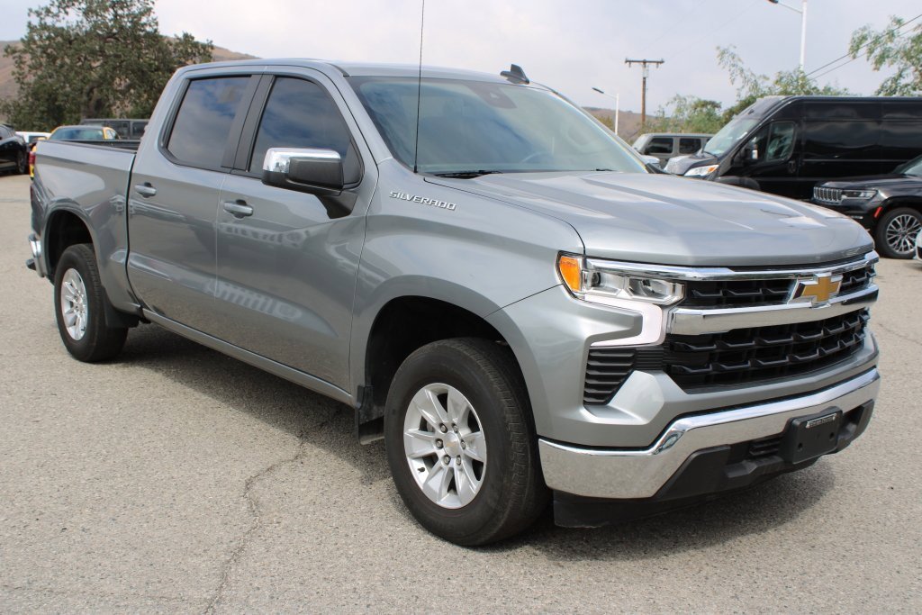 Used 2023 Chevrolet Silverado 1500 LT image 3