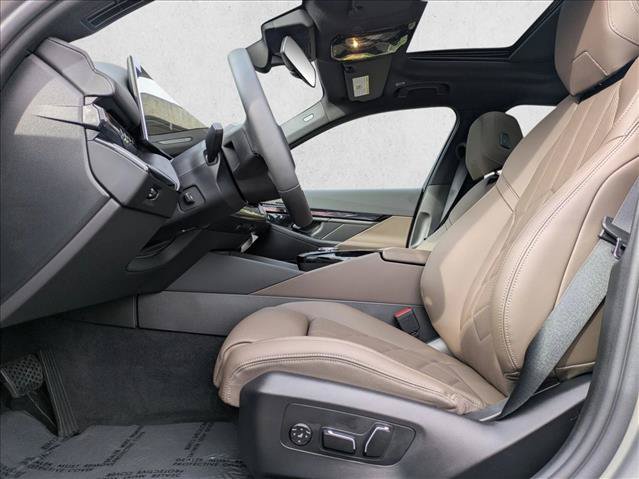 Used 2026 BMW i5 eDrive40 AWD/4WD image 4