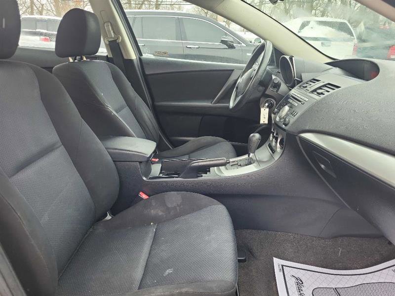 Used 2010 MAZDA MAZDA3 i Touring FWD image 10