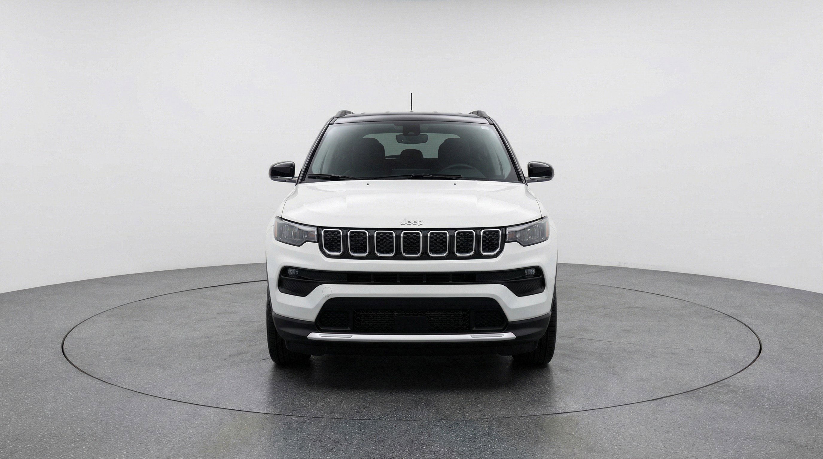 Used 2025 Jeep Compass Limited AWD/4WD image 2