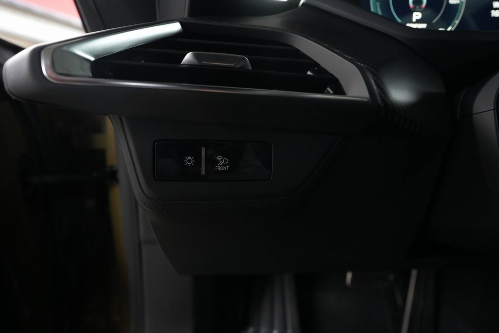 Used 2024 Audi RS e-tron GT image 25