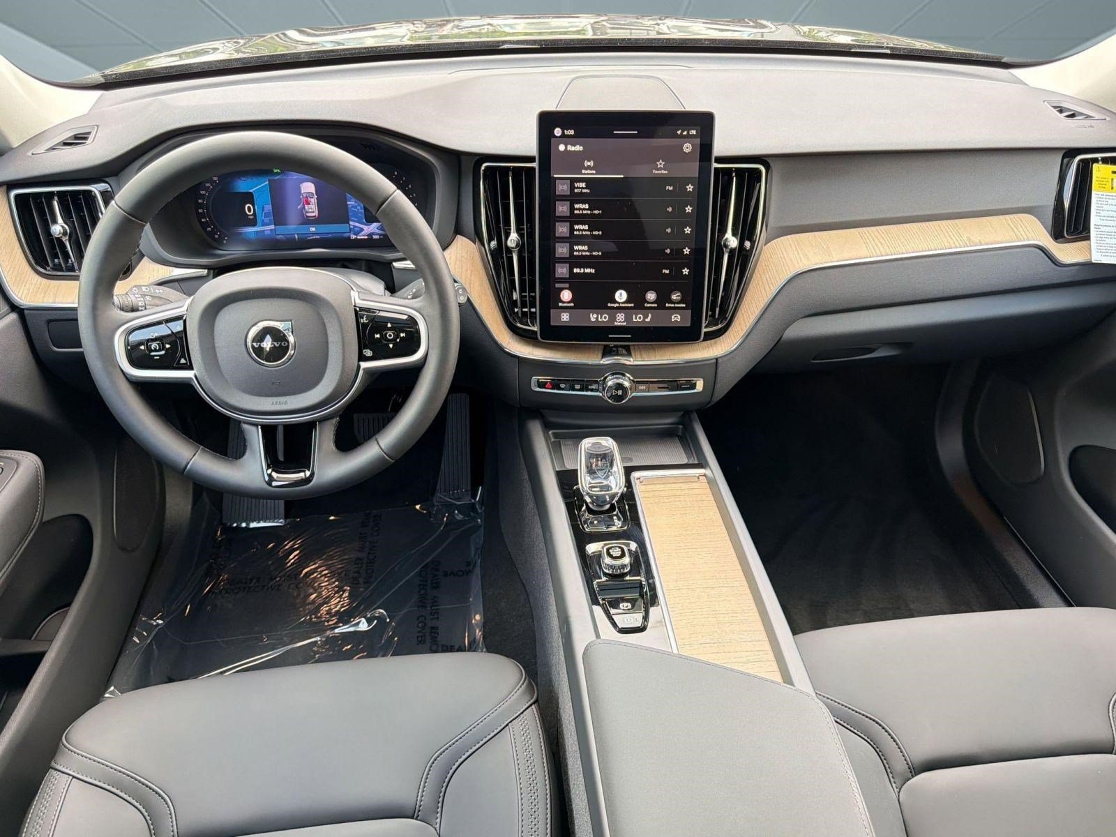 New 2026 Volvo XC60 B5 Plus w/ Climate Package AWD/4WD image 16