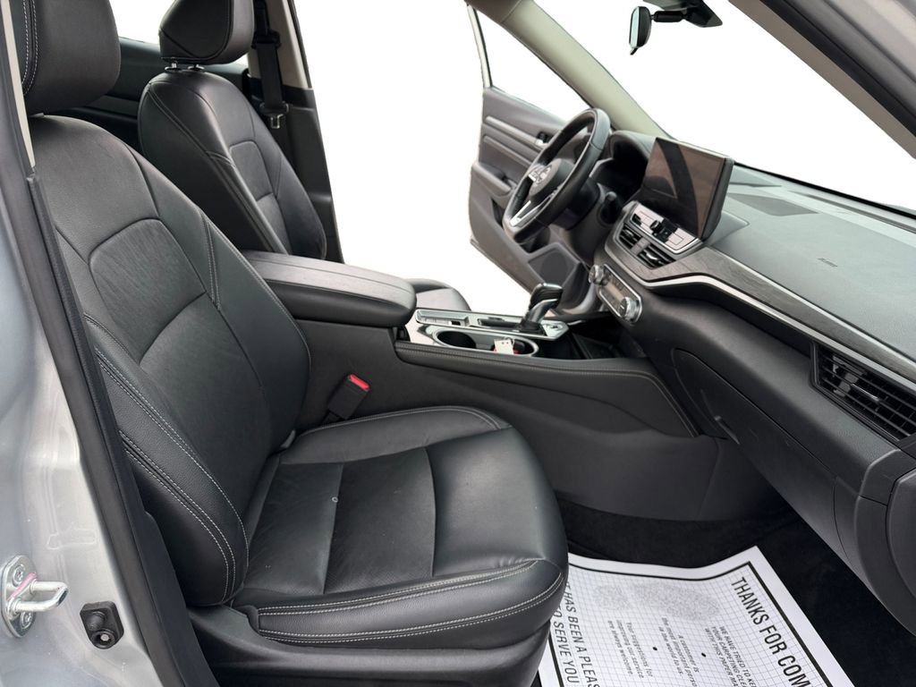 Used 2023 Nissan Altima 2.5 SL FWD image 17