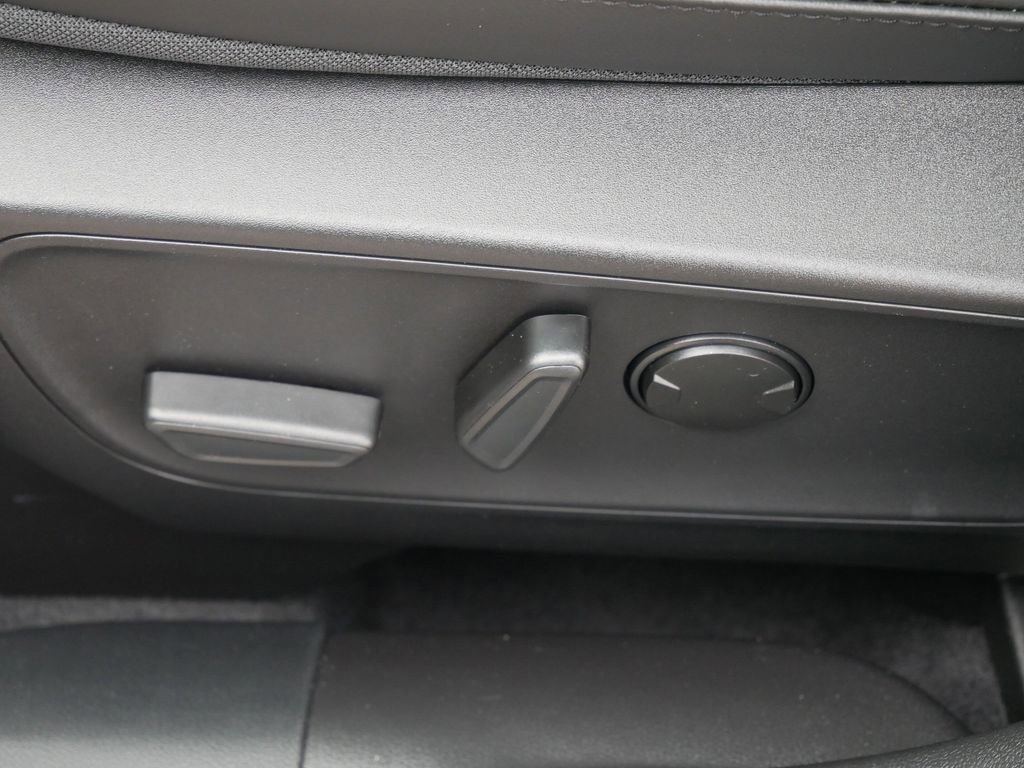 New 2026 Ford Escape ST-Line Select w/ Equipment Group 401A AWD/4WD image 20