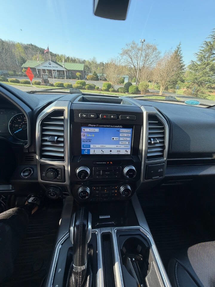 Used 2017 Ford F150 Platinum w/ Equipment Group 701A Luxury image 17