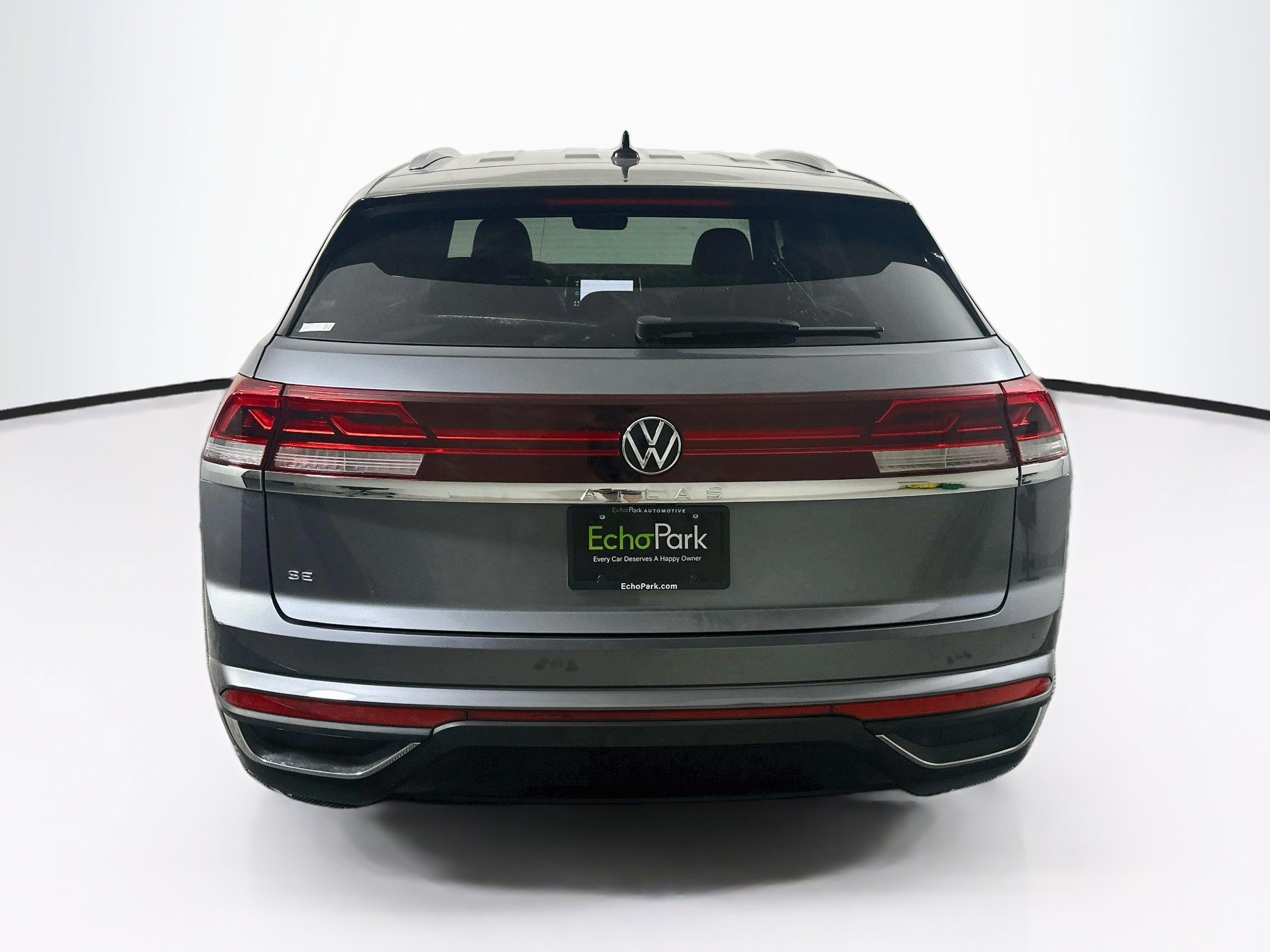 Used 2024 Volkswagen Atlas Cross Sport SE FWD image 7