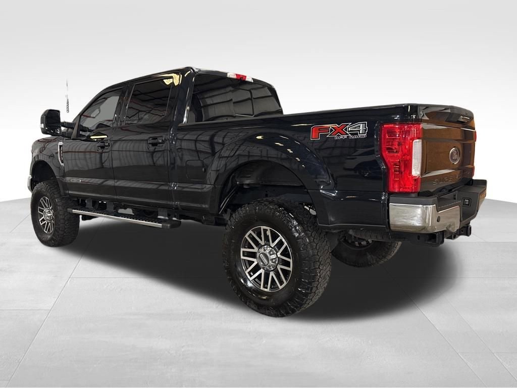 Used 2019 Ford F250 Lariat w/ Lariat Value Package image 3