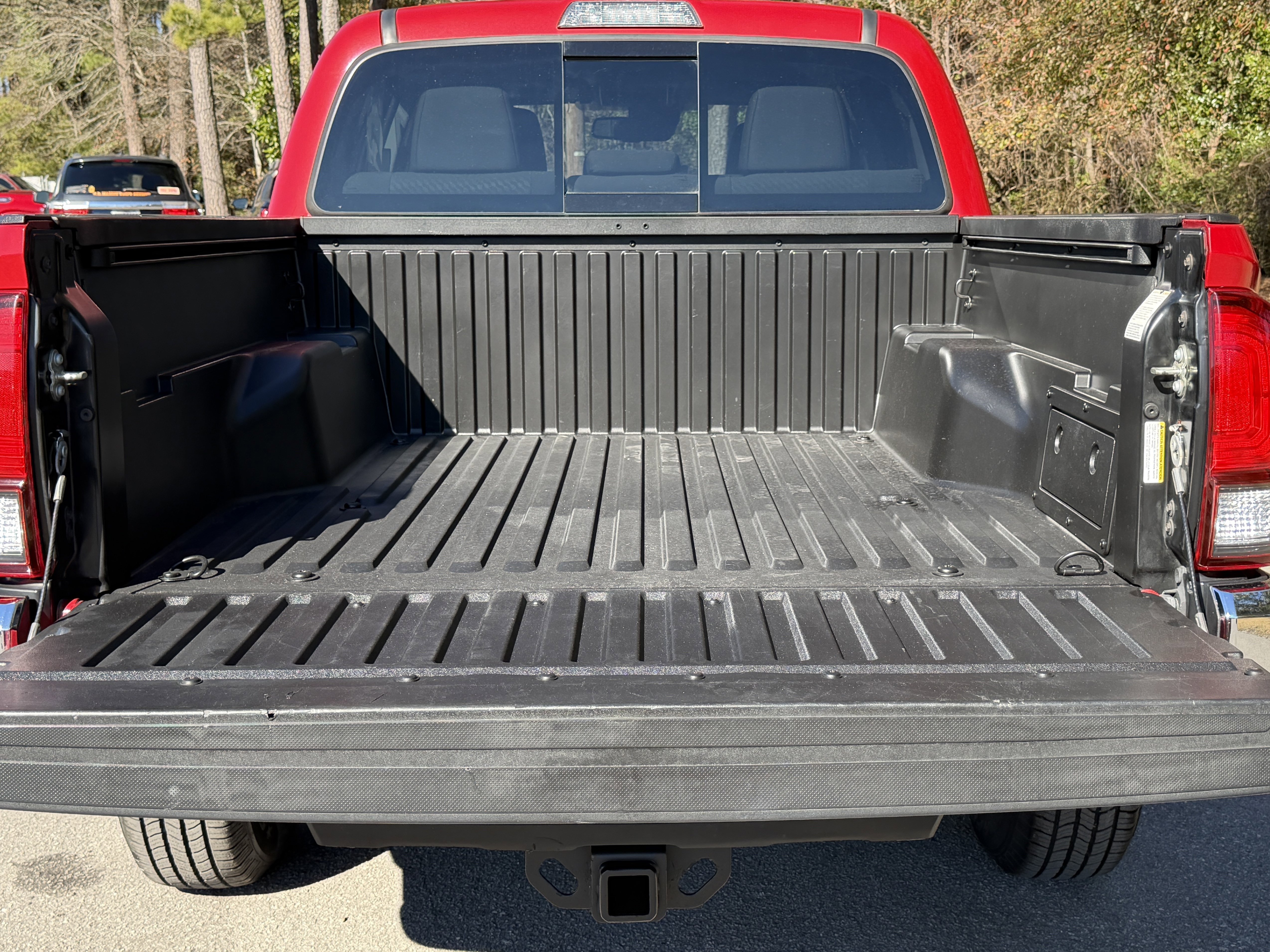 Used 2020 Toyota Tacoma SR5 image 34