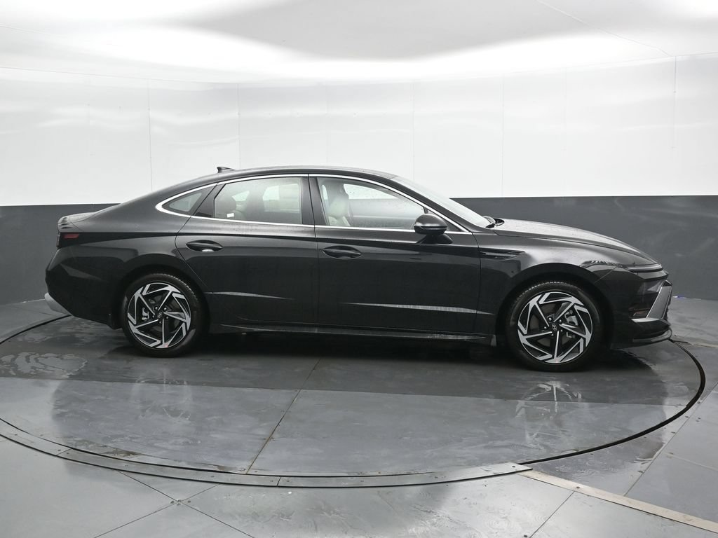 New 2026 Hyundai Sonata SEL AWD/4WD image 3