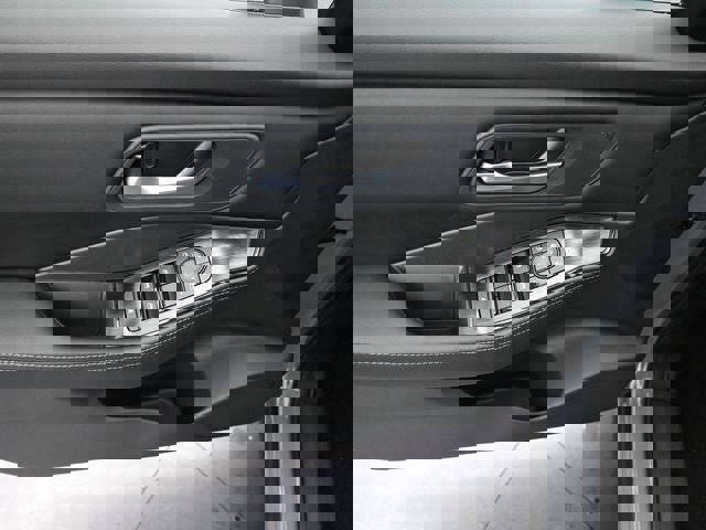 New 2026 Nissan Rogue SV image 32