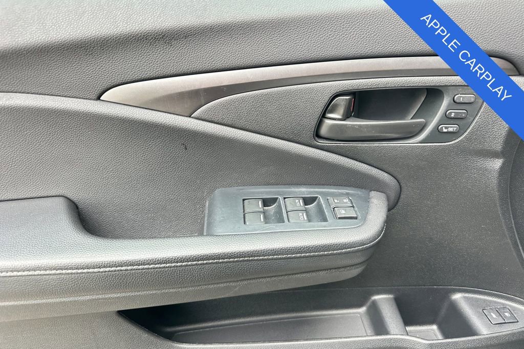 Used 2023 Honda Passport EX-L image 11