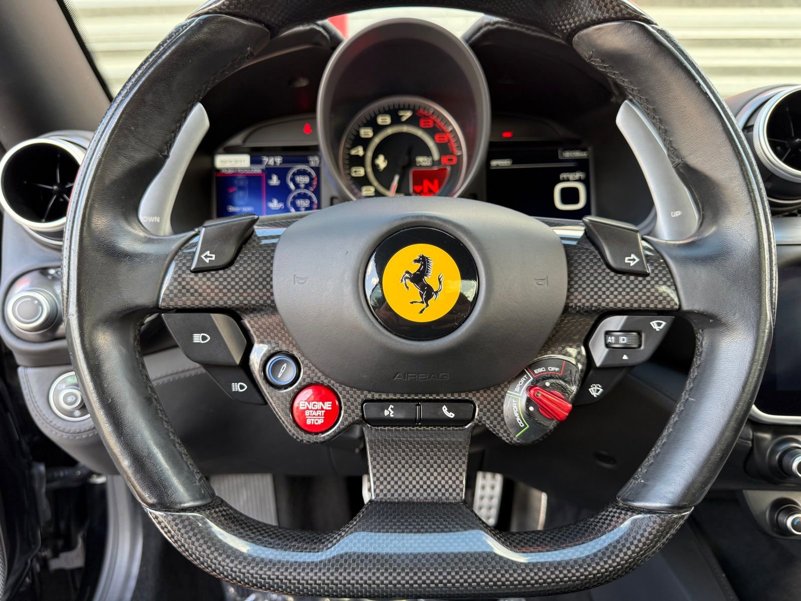 Used 2019 Ferrari Portofino image 31