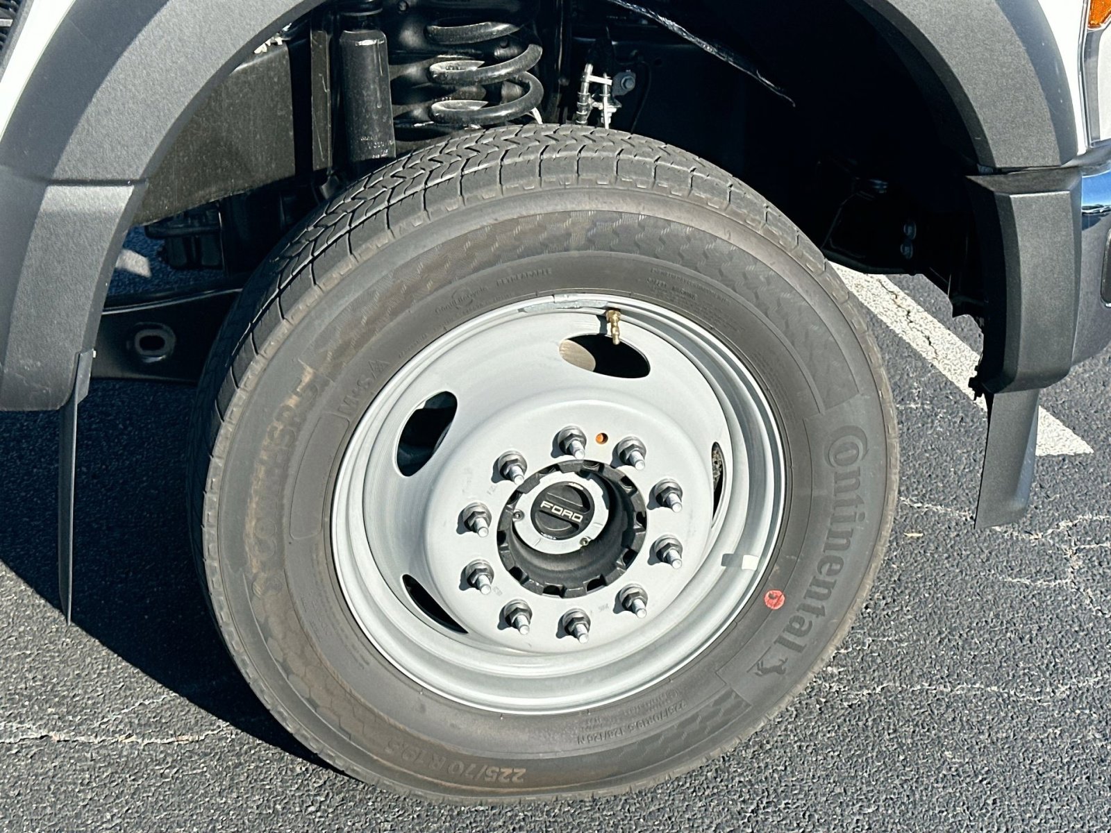 New 2026 Ford F550 4x4 Crew Cab Super Duty w/ XL Chrome Package image 12