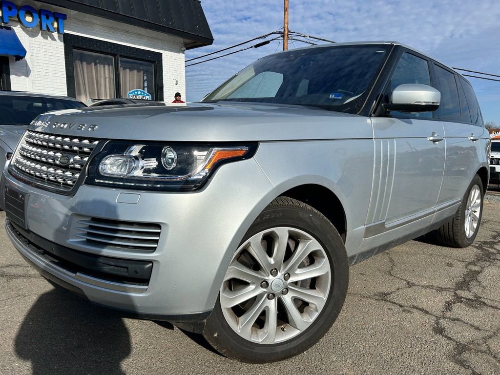 Used 2017 Land Rover Range Rover HSE AWD/4WD image 2